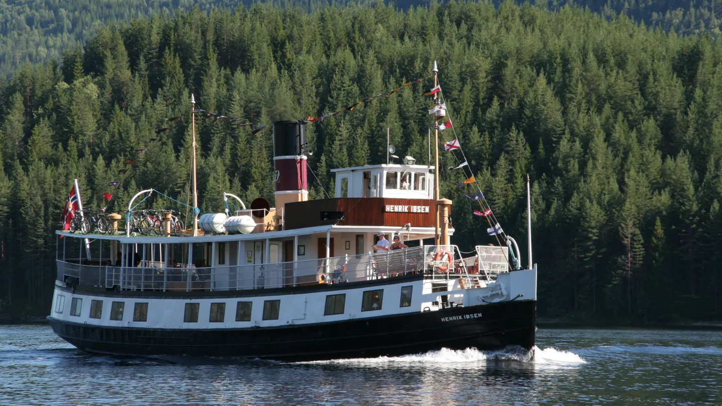 M/S Henrik Ibsen